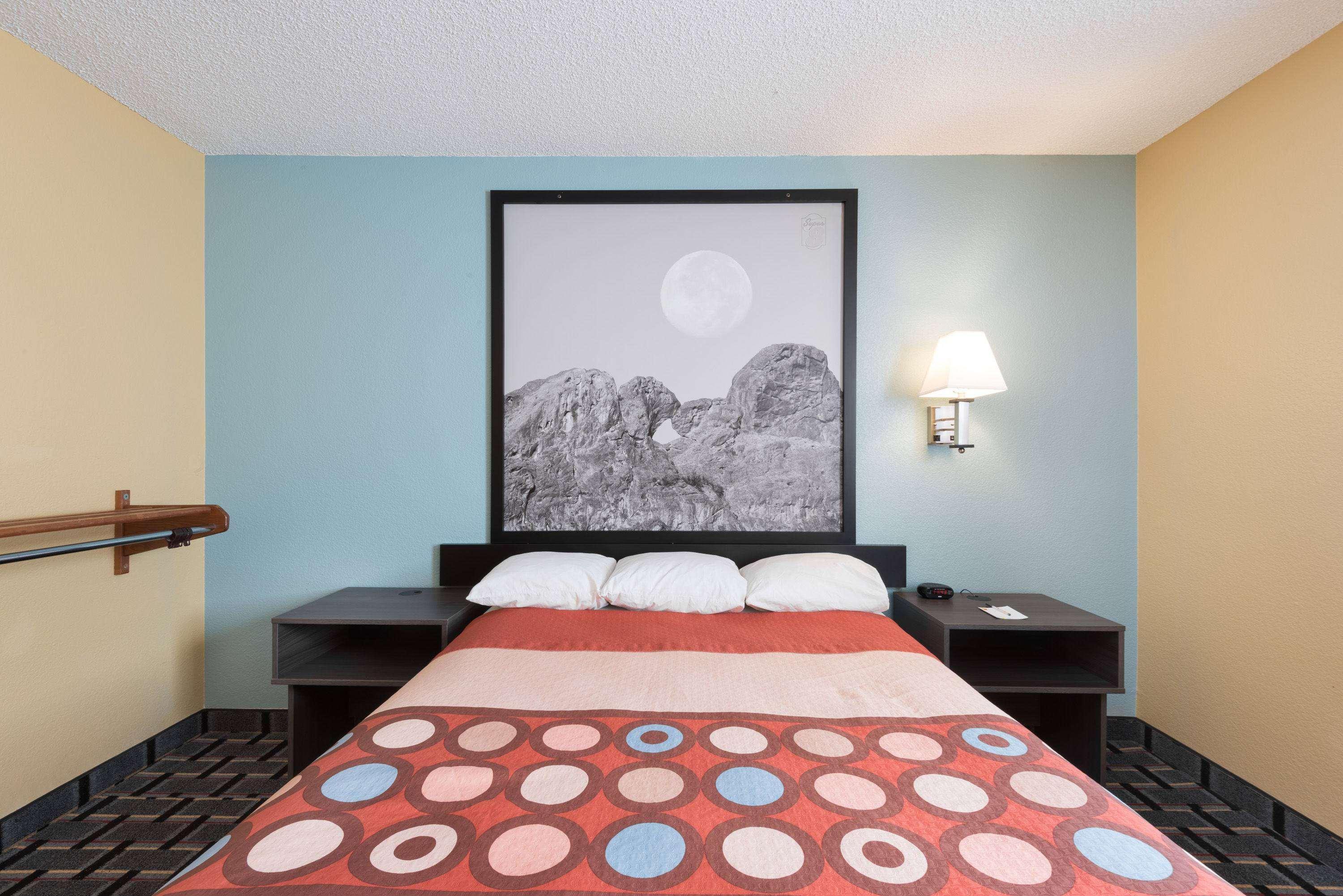 Super 8 By Wyndham Henderson North East Denver Exterior foto