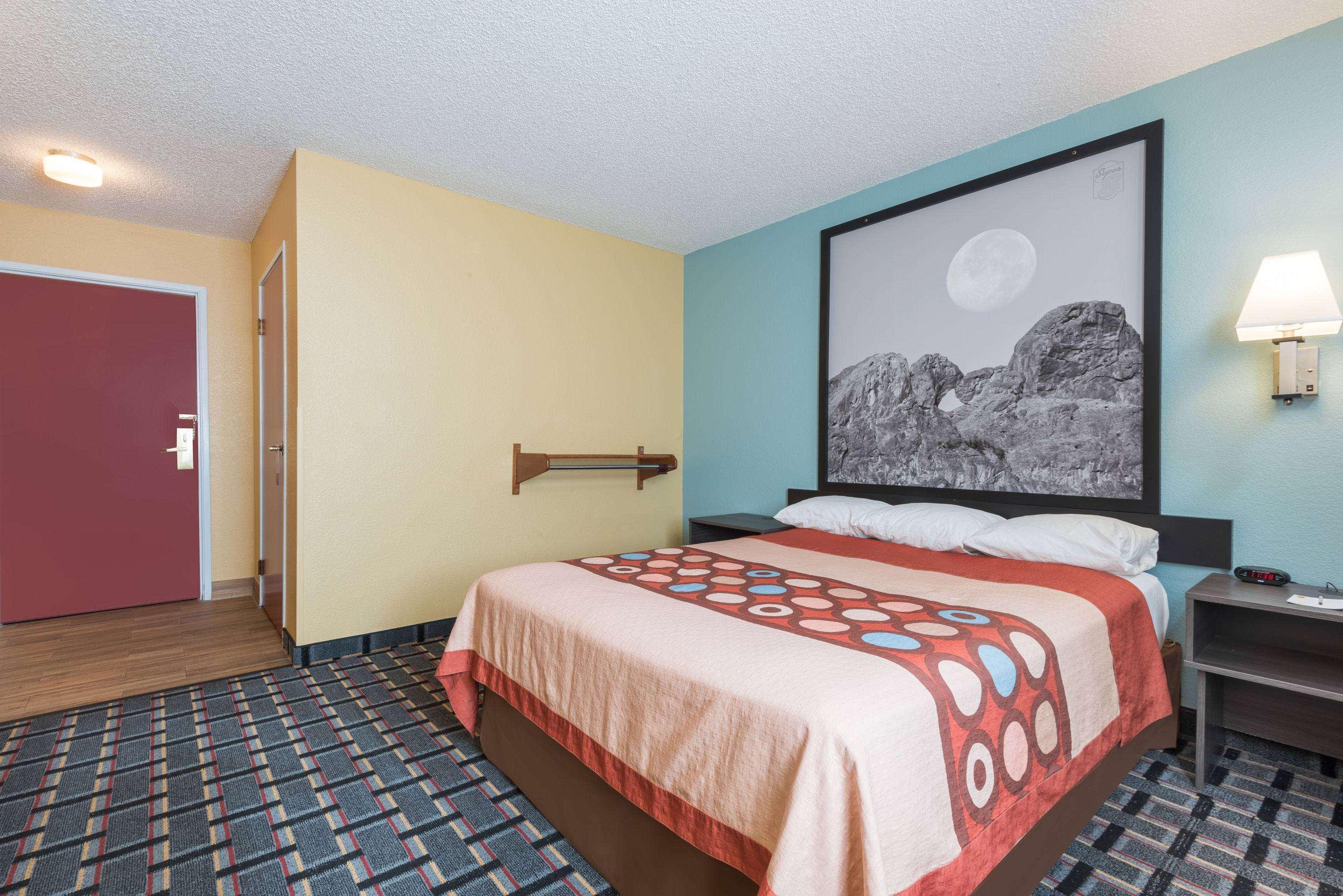 Super 8 By Wyndham Henderson North East Denver Exterior foto