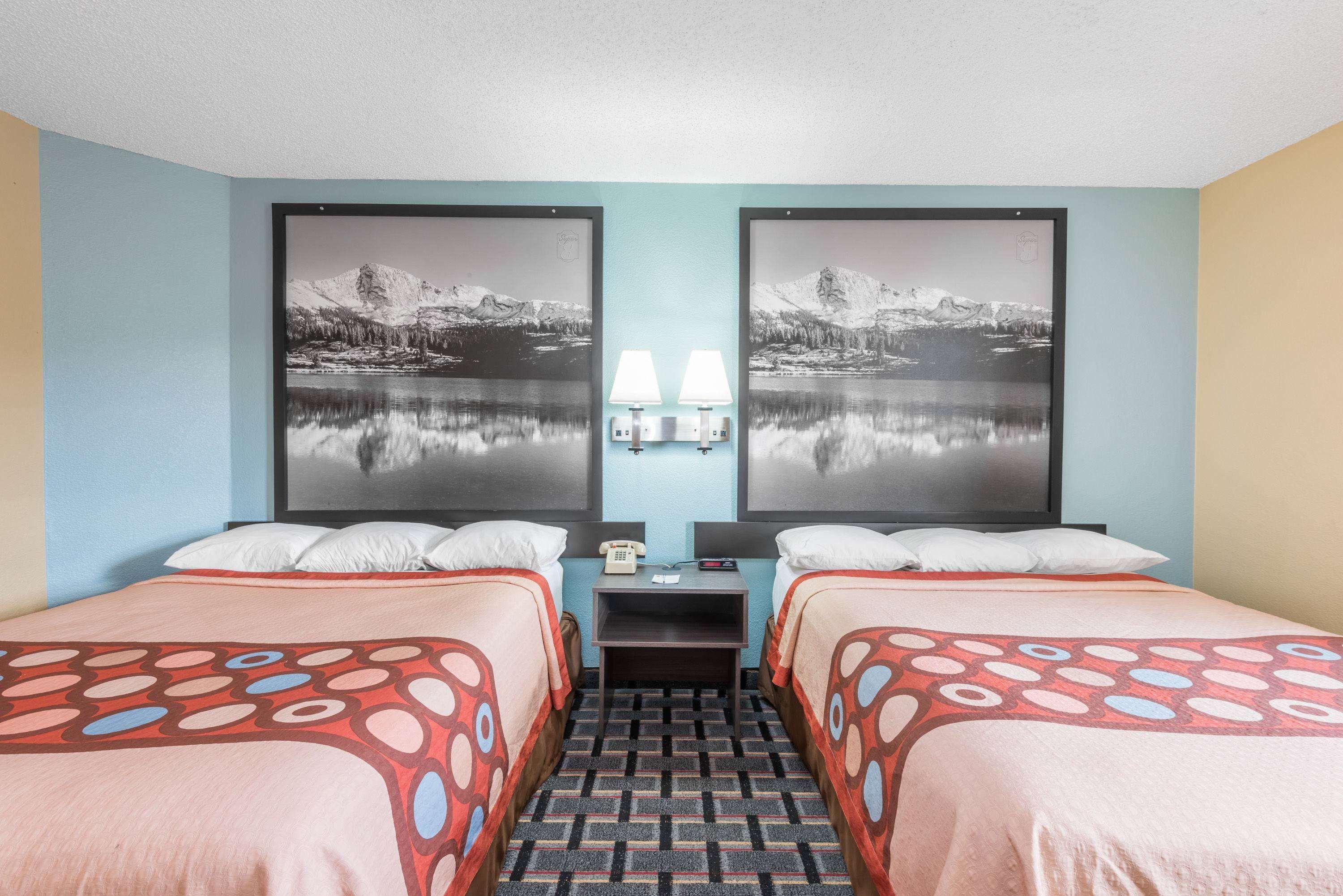Super 8 By Wyndham Henderson North East Denver Exterior foto