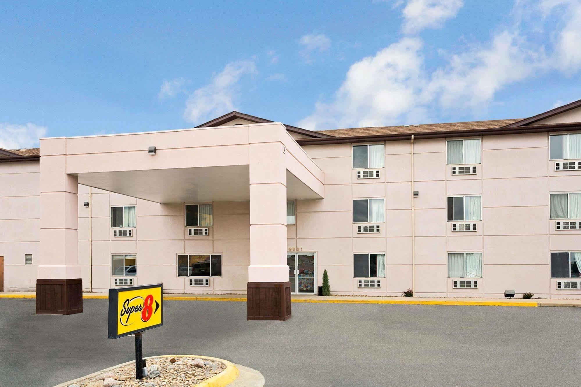 Super 8 By Wyndham Henderson North East Denver Exterior foto
